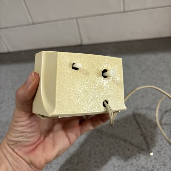 Westclox Dialite Vintage 1970s Bedside Alarm Clock White USA Working - Picture 4 of 4